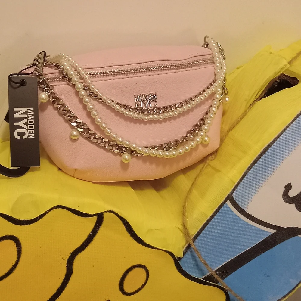 BB Dakota by Steve Madden Pink Crossbody Bag with Pearl Chain - Picture 3 of 6